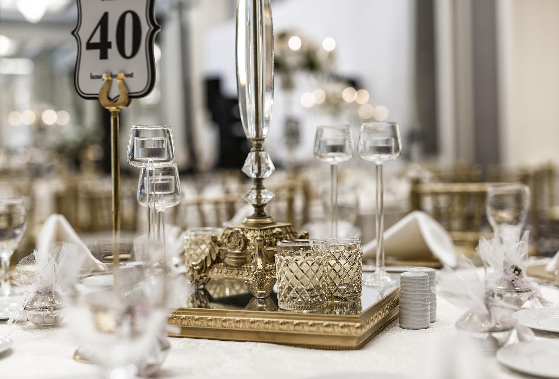 โรงแรมเอลิต เวิลด์ ยุโรป อิสตันบูล ภายนอก รูปภาพ A table number