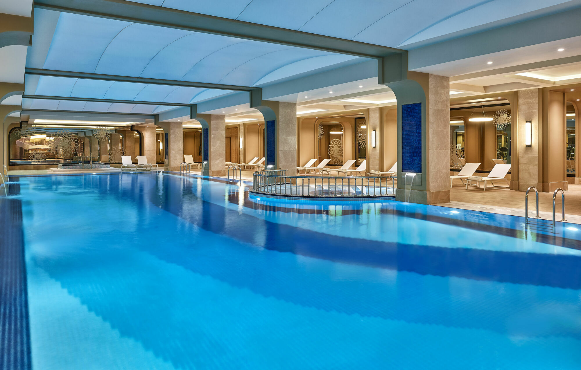 โรงแรมเอลิต เวิลด์ ยุโรป อิสตันบูล ภายนอก รูปภาพ Indoor pool